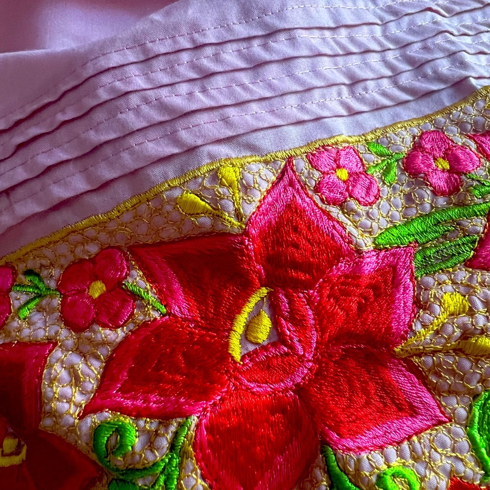 Artisan Made Pueblo Embroidered pink Midi Dress Womens M Cotton One Side Slit